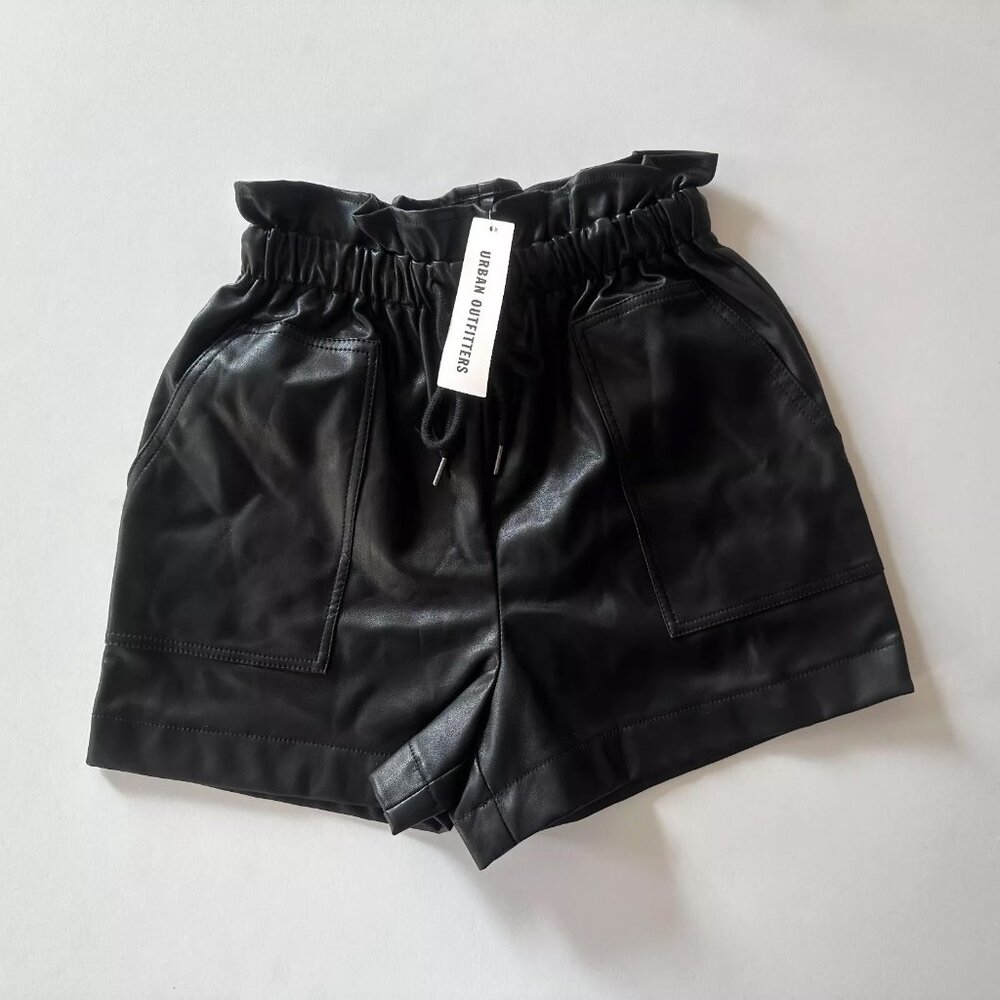 Urban Outfitters UO Faux Leather Pull-On Short S/P New With Tags